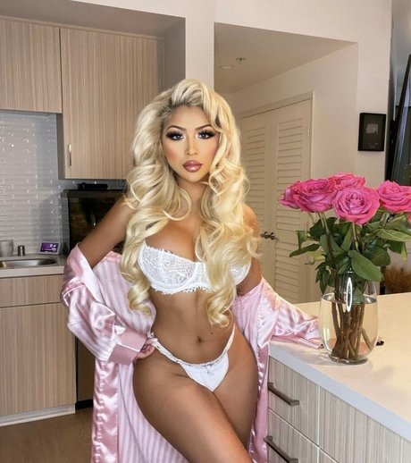 Elena Genevinne pornographic star photo