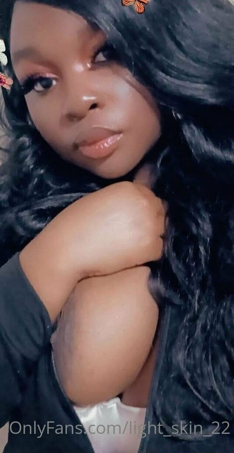 light skin 22 porn model photos