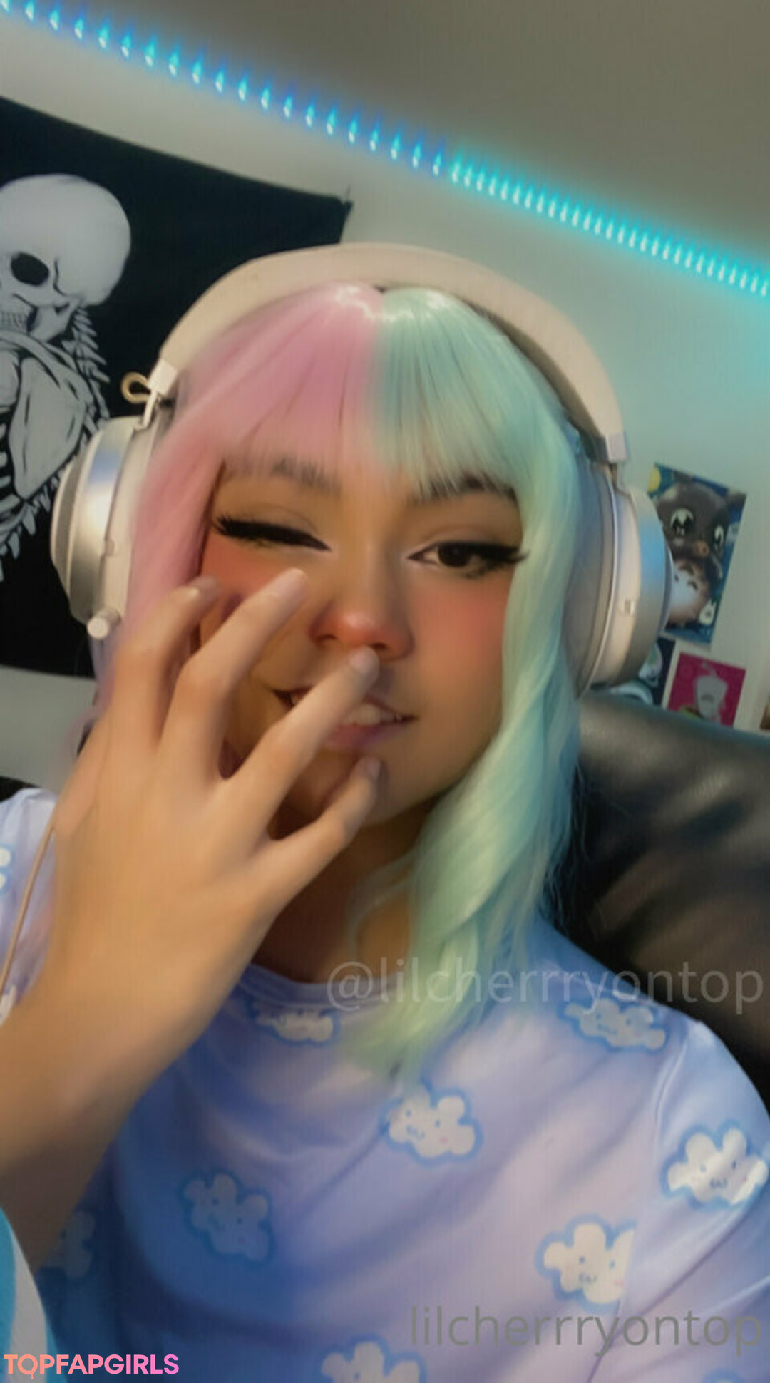 lilcherrryontopfree pornstar erotic img
