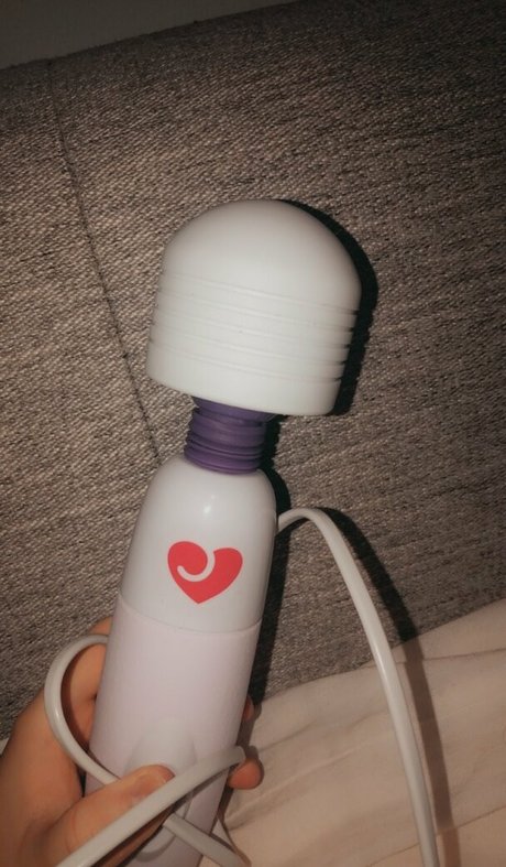 ellies19 star adult photo