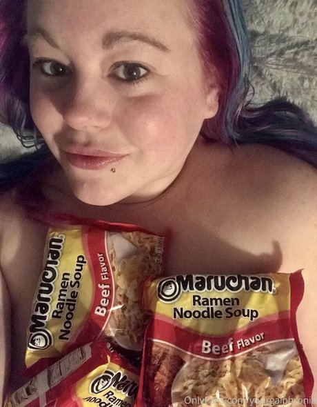 yourgalphronia star photo