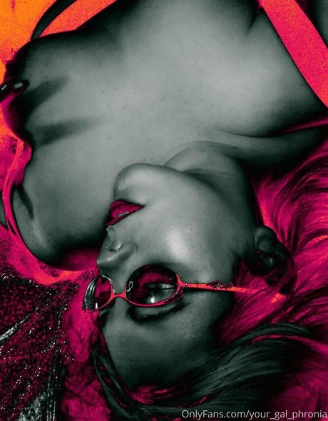 yourgalphronia exclusive model archive