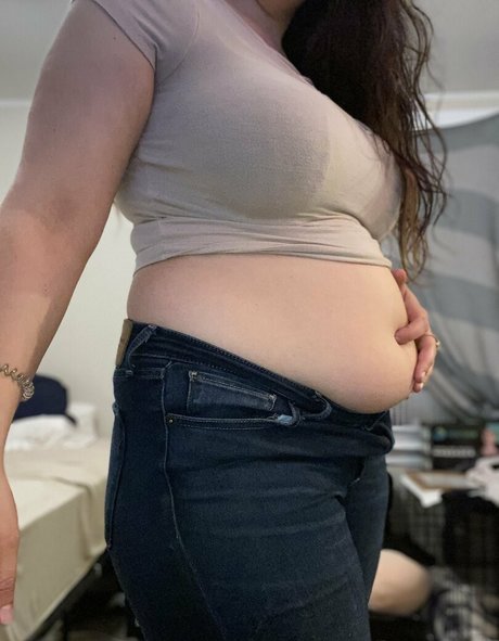 chunkyrose nudes model img