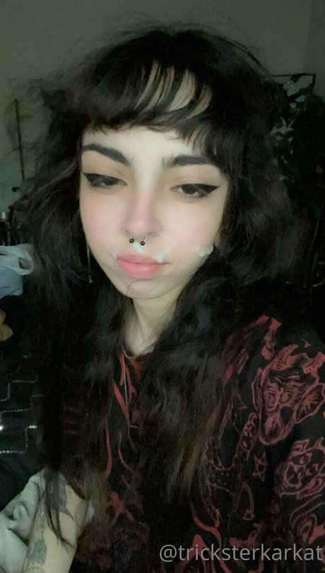 Tricksterkarkat nice model picture