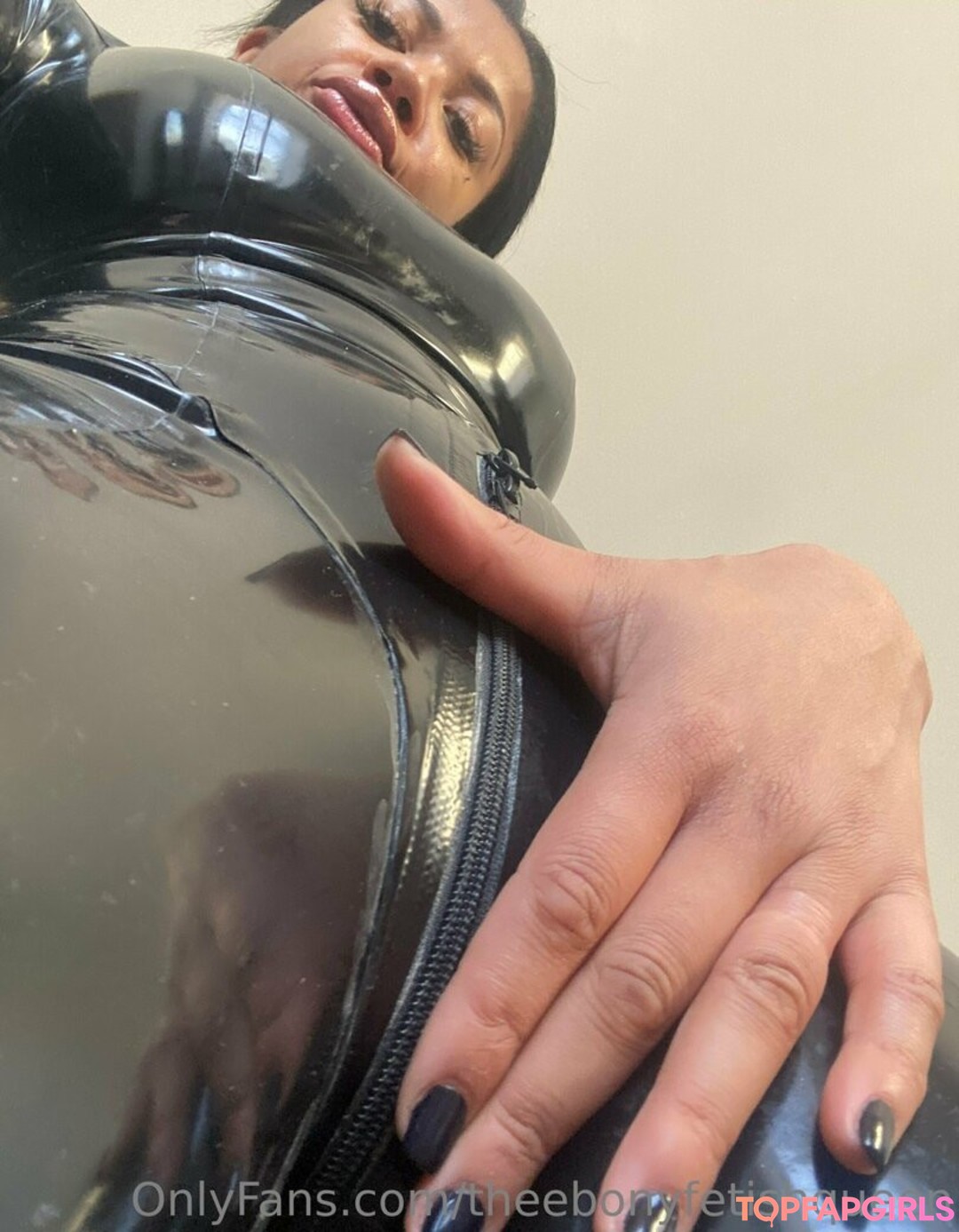 theebonyfetishqueen pornstar nudes photo