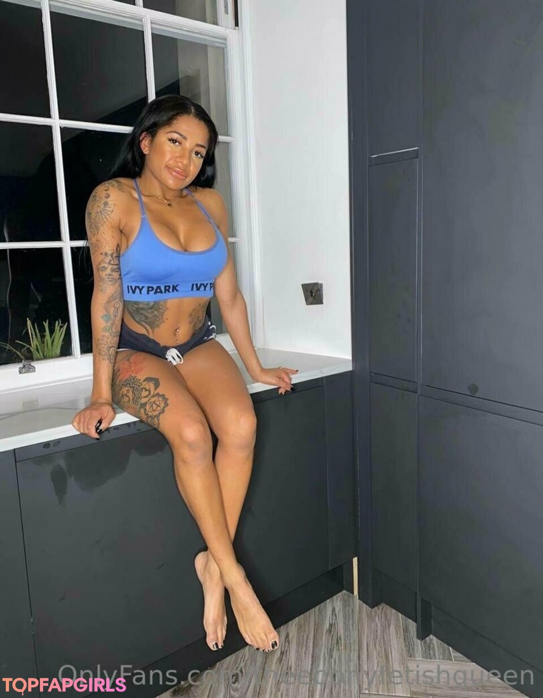 theebonyfetishqueen naked actress image