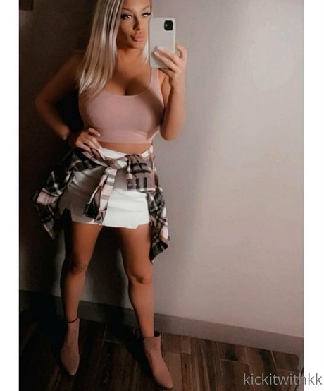 xxkinkykandixx hot star pics