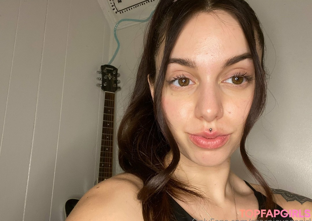 scorpioyogagirl best model photo
