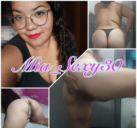 mia sexy30 exclusive pornstar pictures