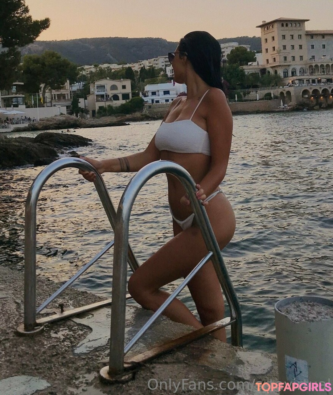 srtavirtual nude actress img