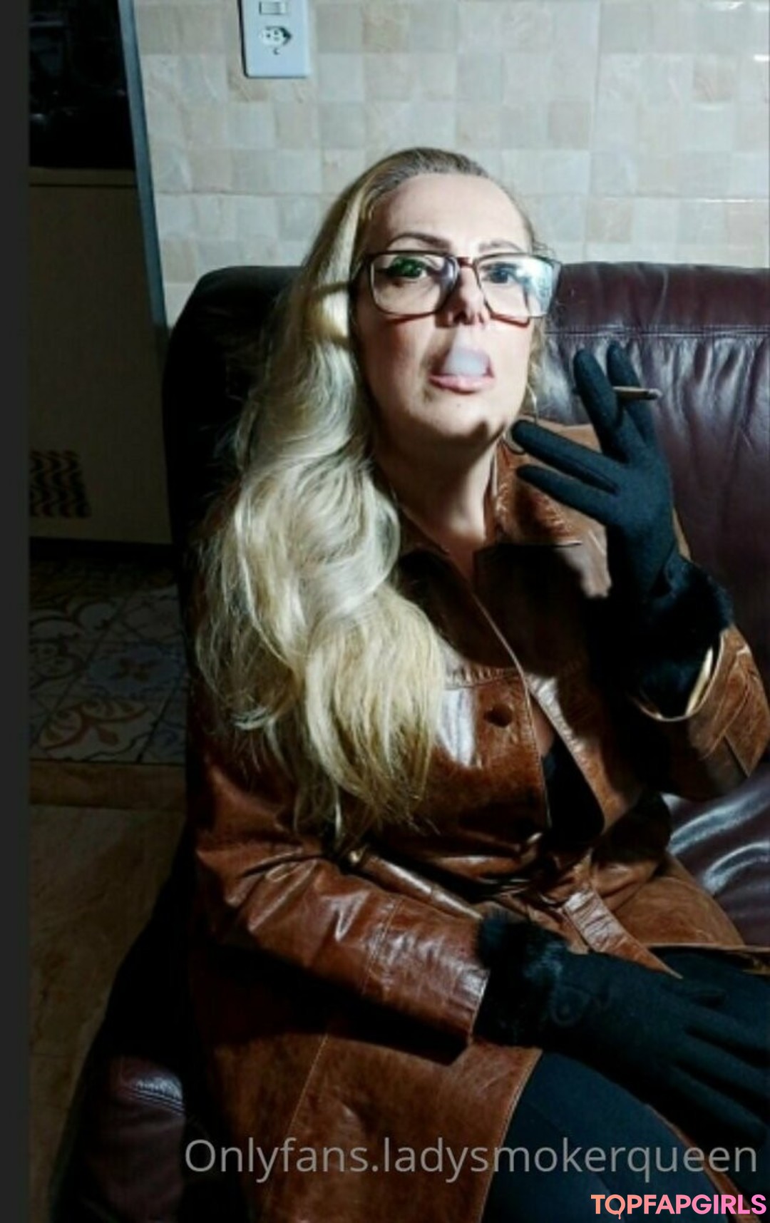 lady smoker queen pornstar pretty pic