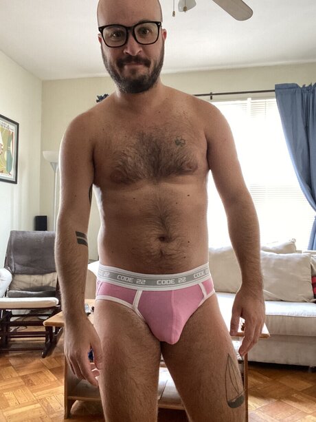 AstoriaGuy model xxx image