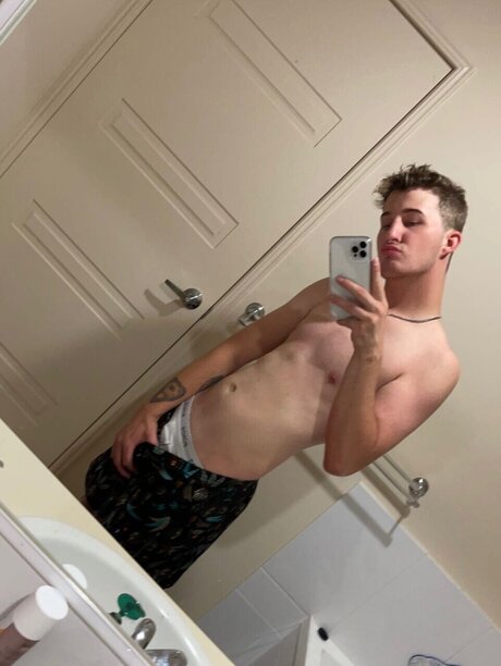 Caspar chambers naked actress galleries