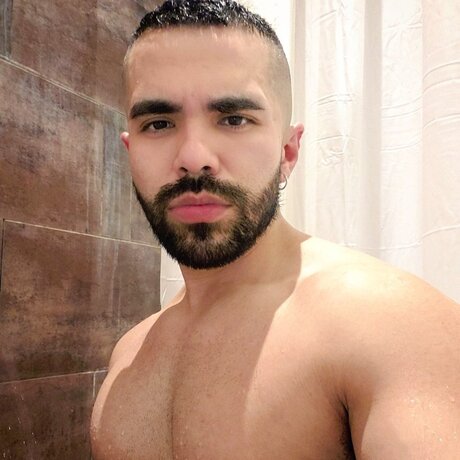 KLYMATIXXZ adult model photo