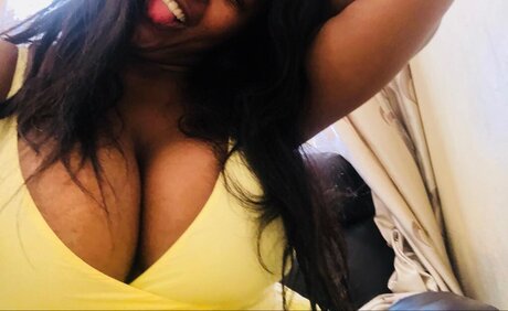 Lallie high quality pornstar pictures