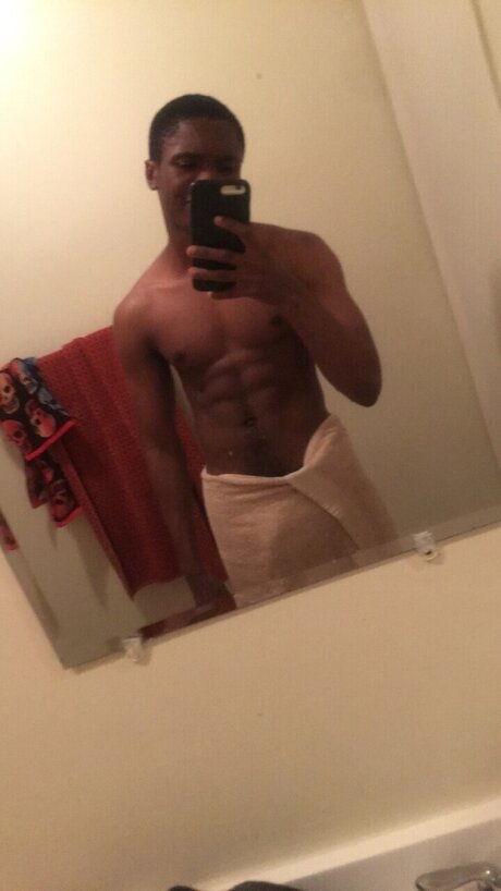 Tavian porn actress image