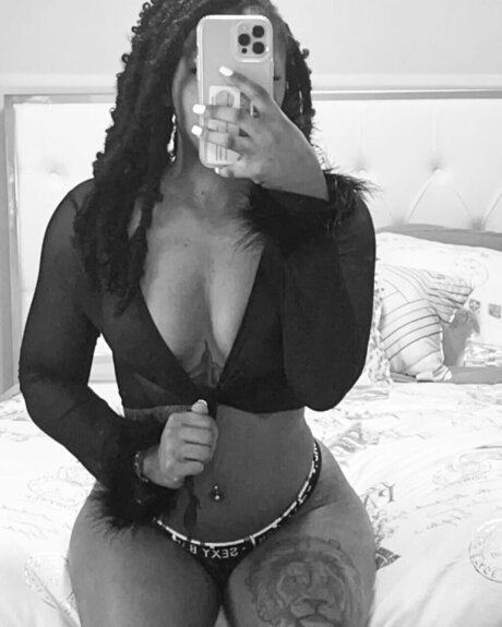 My private show_ model naked galleries