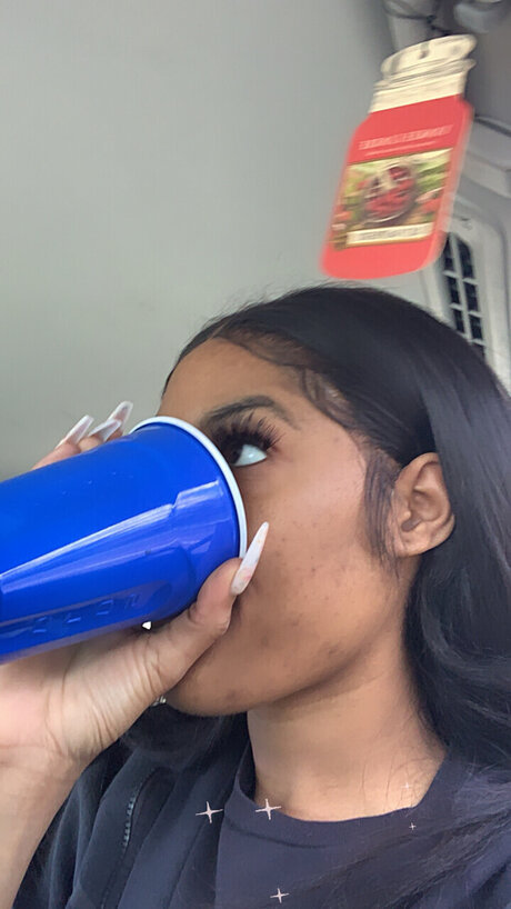 Starfire exclusive model image