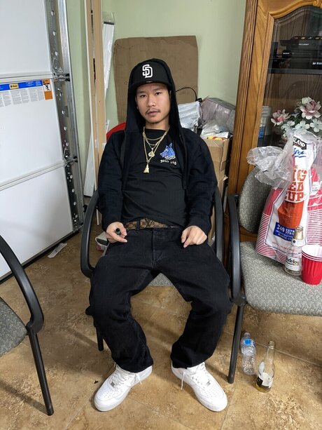 teen natural tits onlyfans naked img