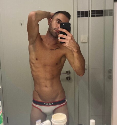 teen feet onlyfans naked images