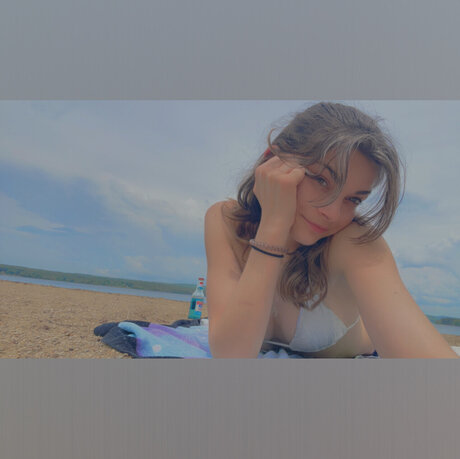 _Hale Fears_ model xxx images