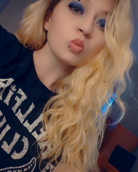 Brooke Nicole naked actress galleries