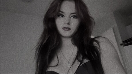 Zoe Maria model nice photos