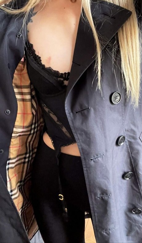 Sarinasong exclusive actress archive