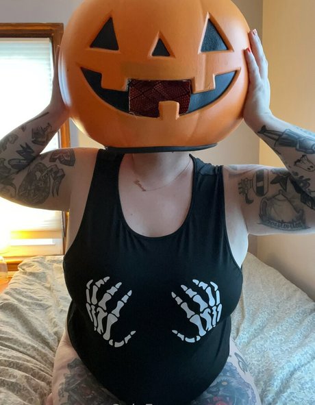 sourxgrapes star nude picture