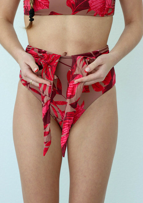 Brooklyn And Bailey art actress pics