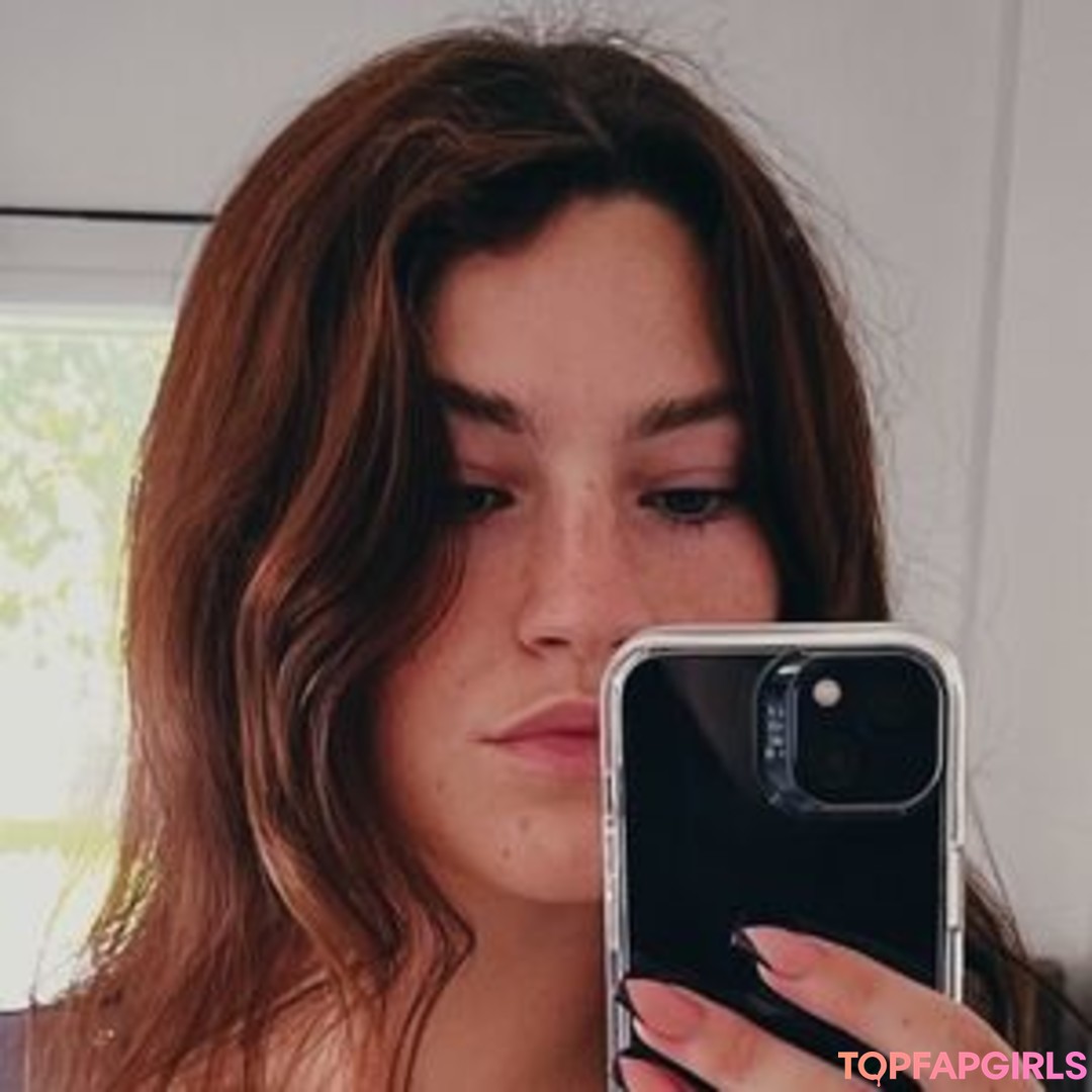 maggie ellenmac nude star pic
