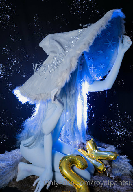 royalpantsu star hot pics