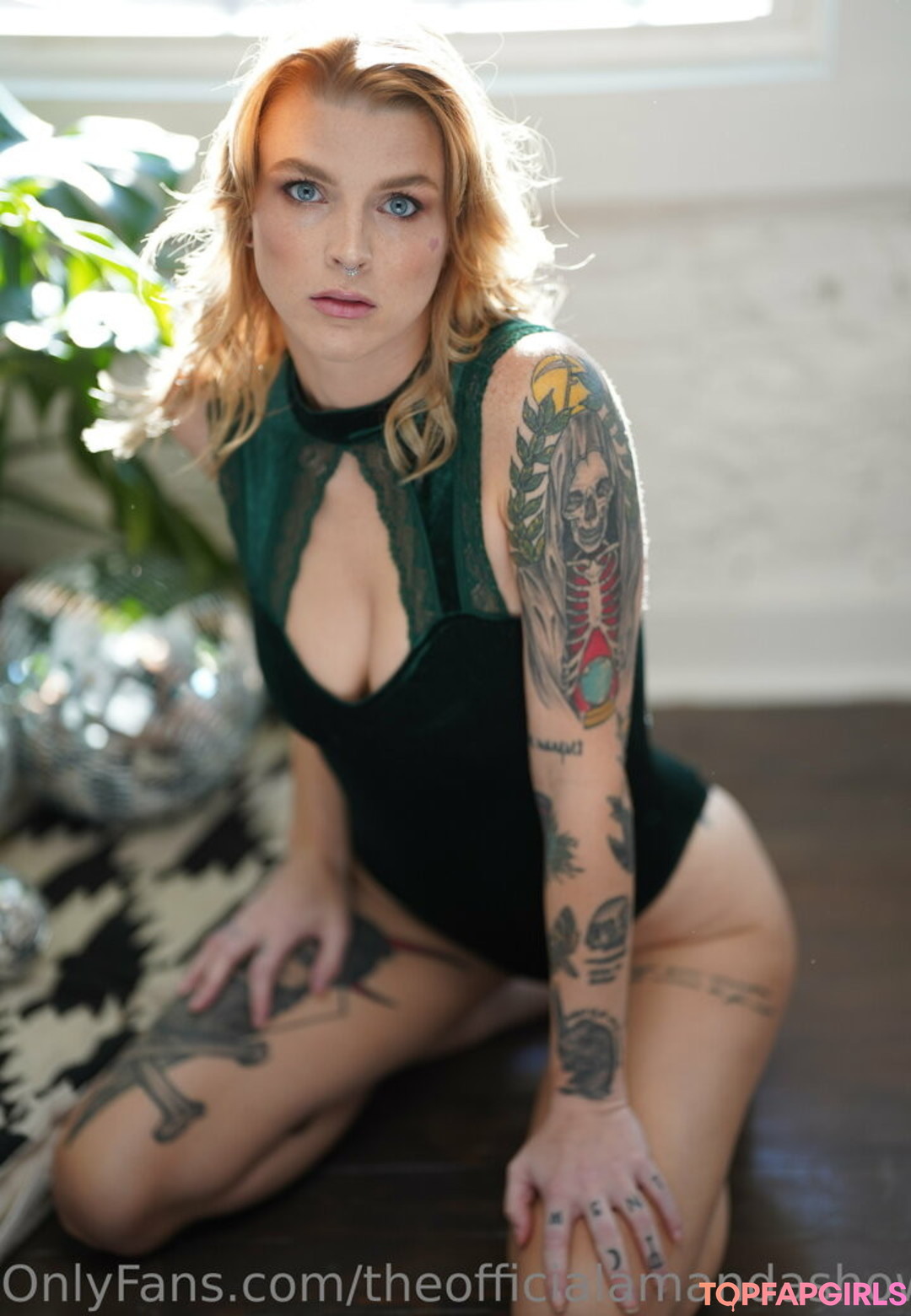 theofficialamandashow star top gallery
