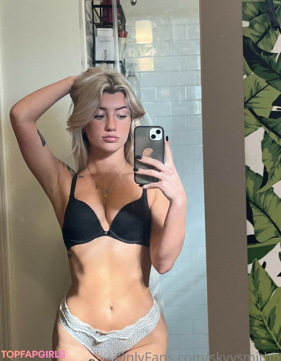 girl onlyfans sexy photos