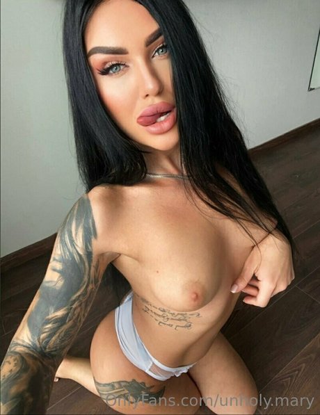 unholy mary hot model archive