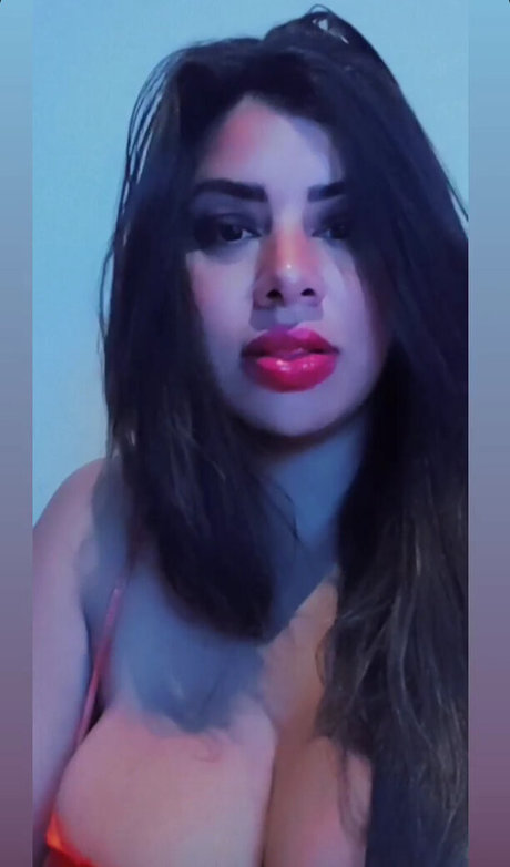 Daniele Mara Valentino model nude archive