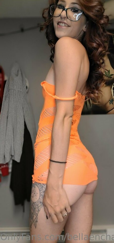 bellaenchantressxxx nude pornstar img