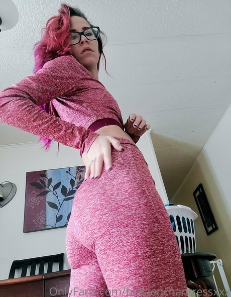 bellaenchantressxxx erotic star pic