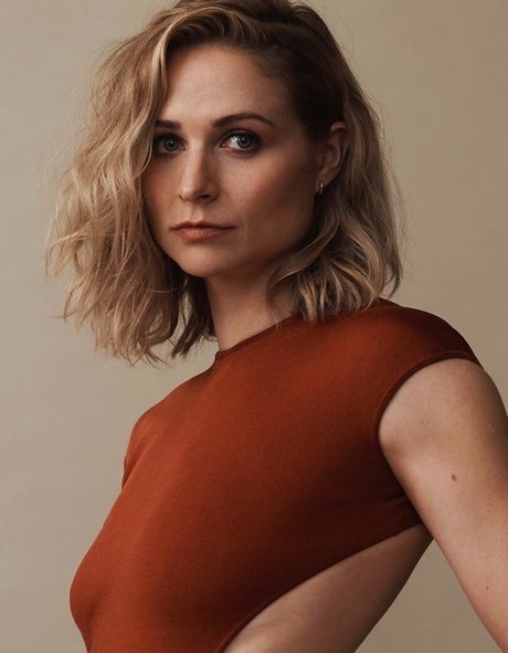 Niamh Algar model xxx archive