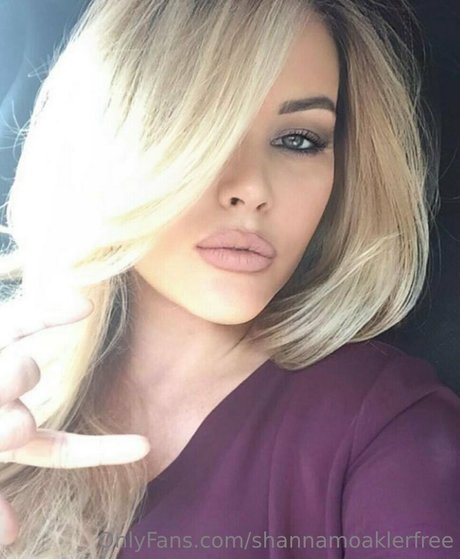 shannamoaklerfree nude pornstar photo