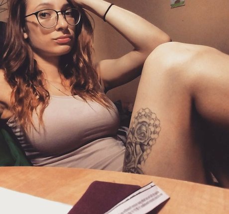 italian milf onlyfans free photos