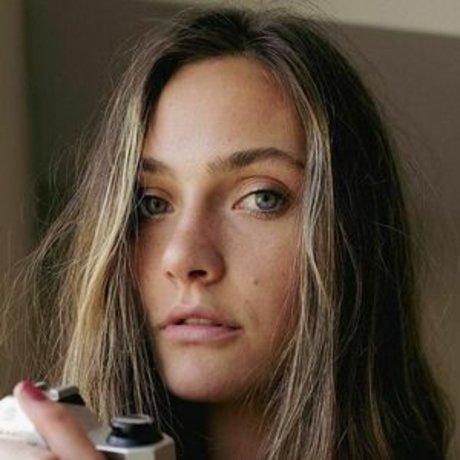 Emily Hall star pretty image