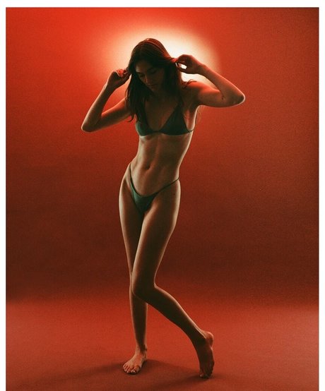 Emily Hall porn model img