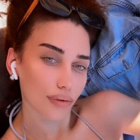 Disturbia pornographic model galleries