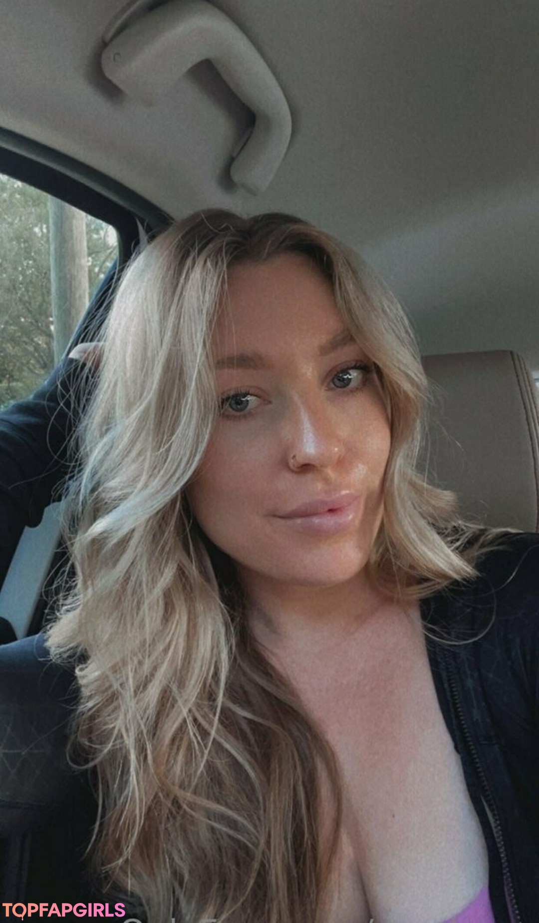 Sarah Can model adult photos