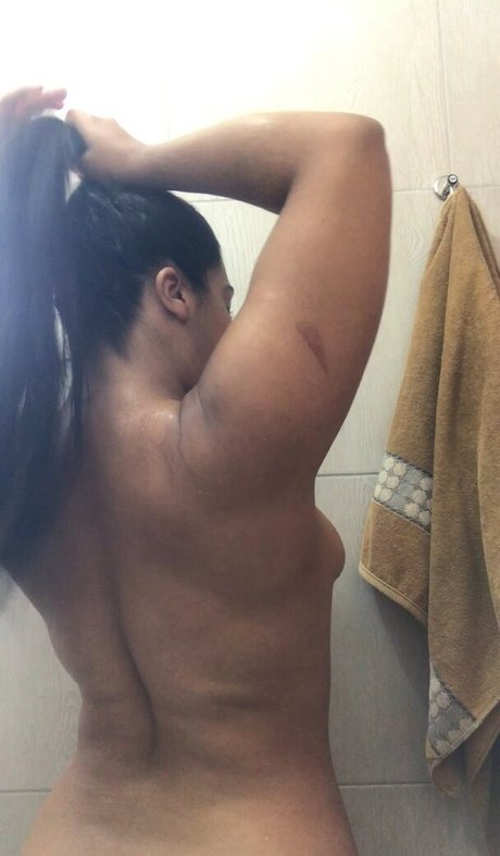 Queli Cruz hd pornstar photos