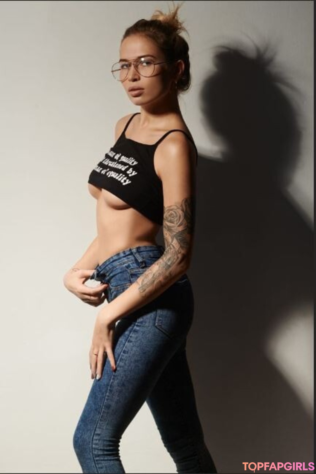 Rinata Eve star naked photos