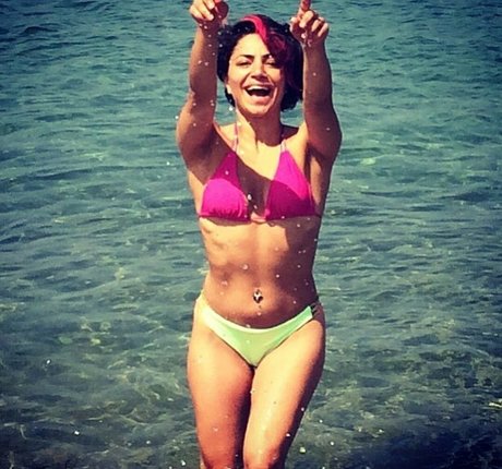 Serpil Cansz model high quality picture