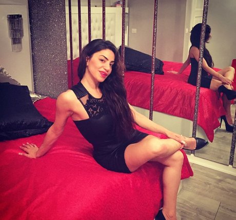 Serpil Cansz star porn pics