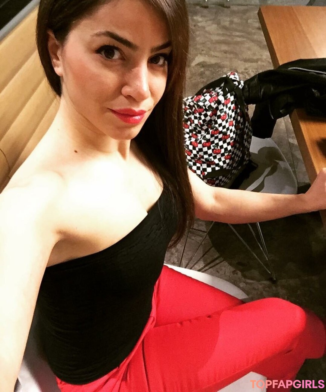 Serpil Cansz actress gallery